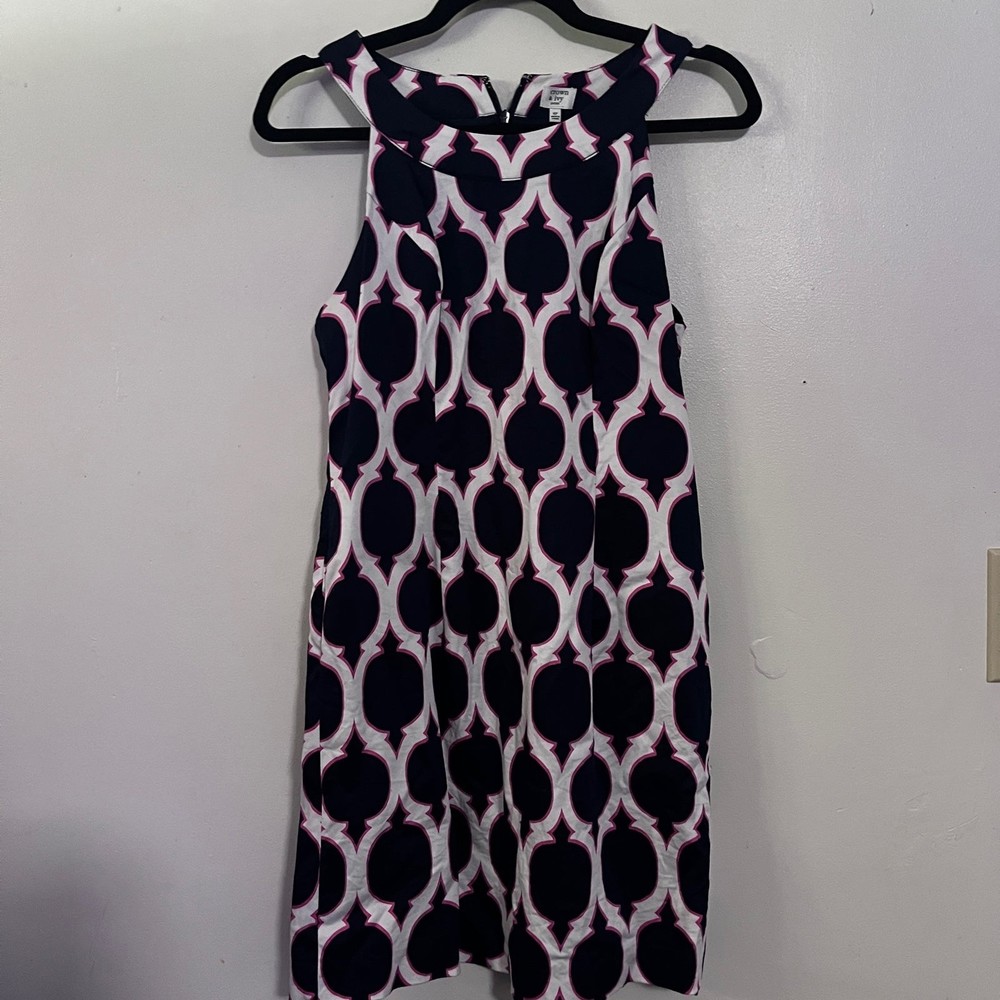 Crown & Ivy sleeveless MIDI dress size 8